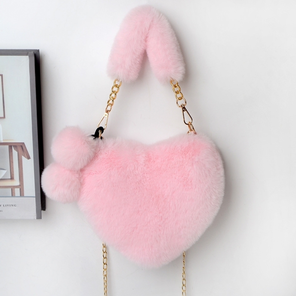 New Novelty Faux Fur Pink Heart-Shaped Crossbody Bag